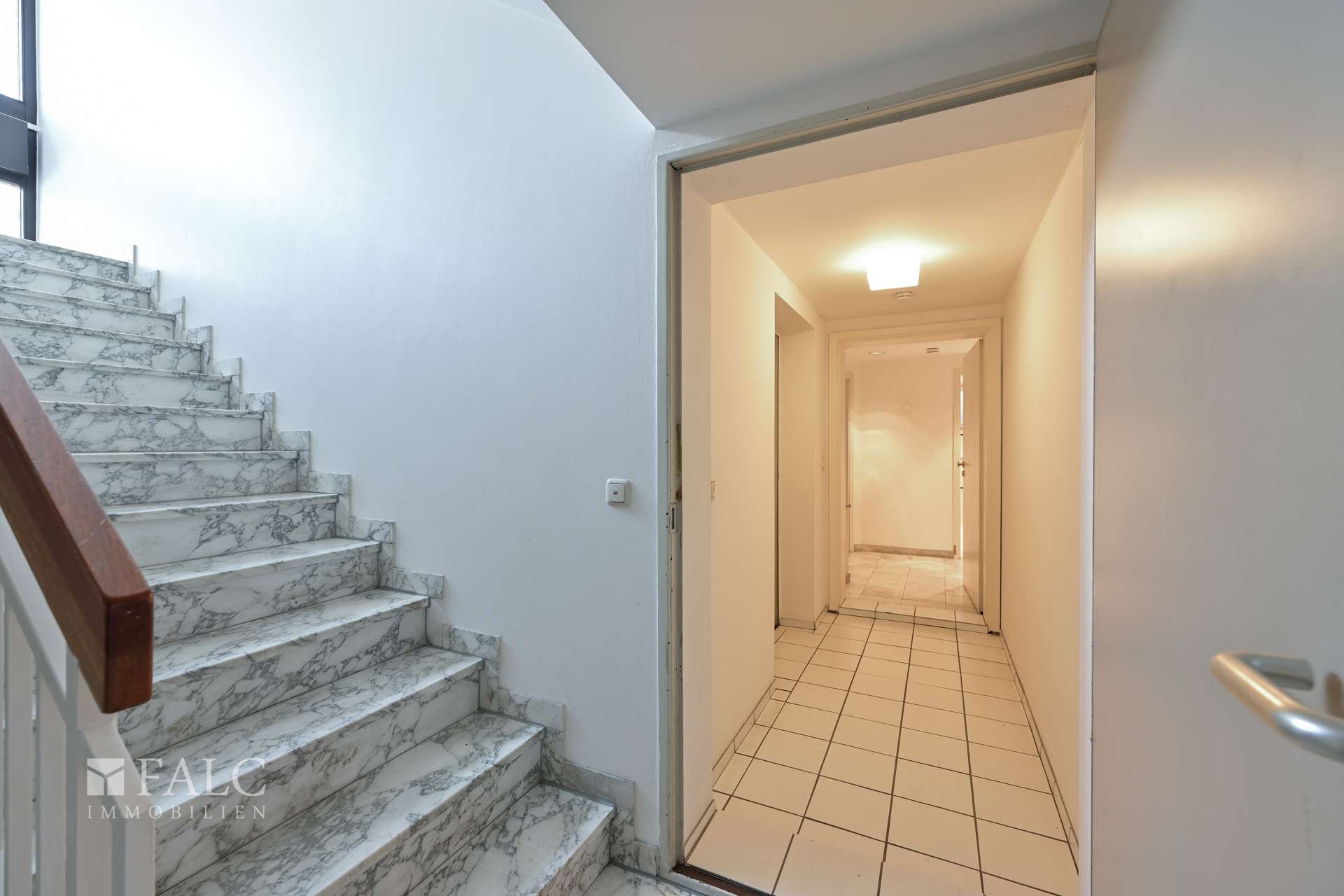 UG Treppenhaus Zugang